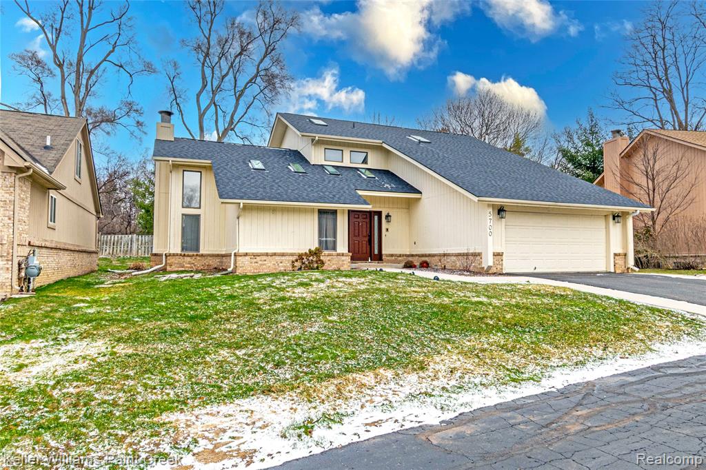 5700 Point Of The Woods Drive, West Bloomfield, MI 48324 — Photo 71