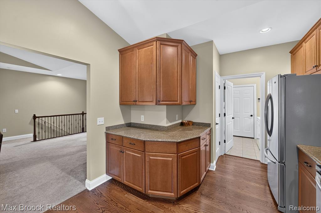 13141 Harbor Landings Drive, 76, Fenton, MI 48430 — Photo 17