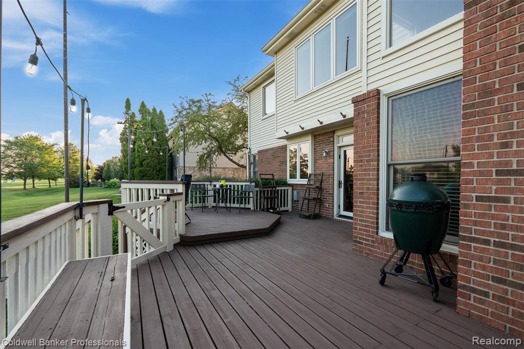 46969 Glastonbury Drive, Canton, MI 48188 — Photo 48