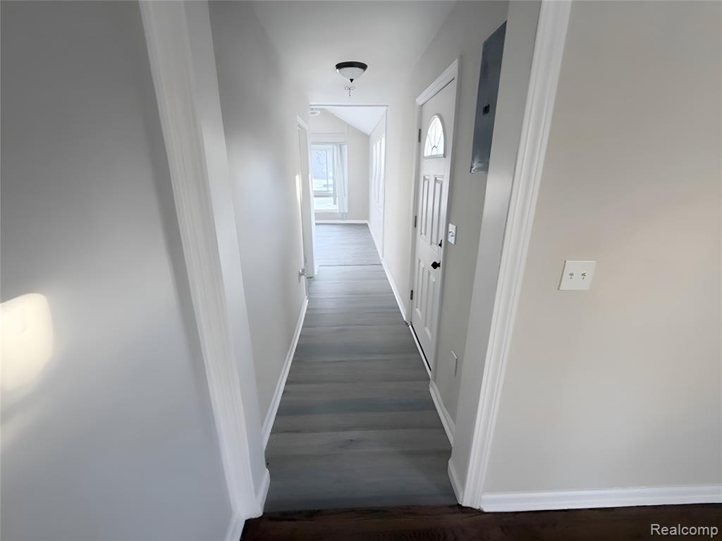 10426 Stark Road, Livonia, MI, 48150