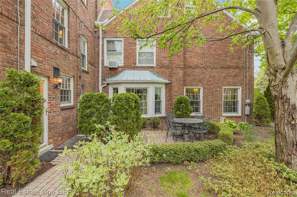 16904 Saint Paul Street, Grosse Pointe, MI 48230 — Photo 42