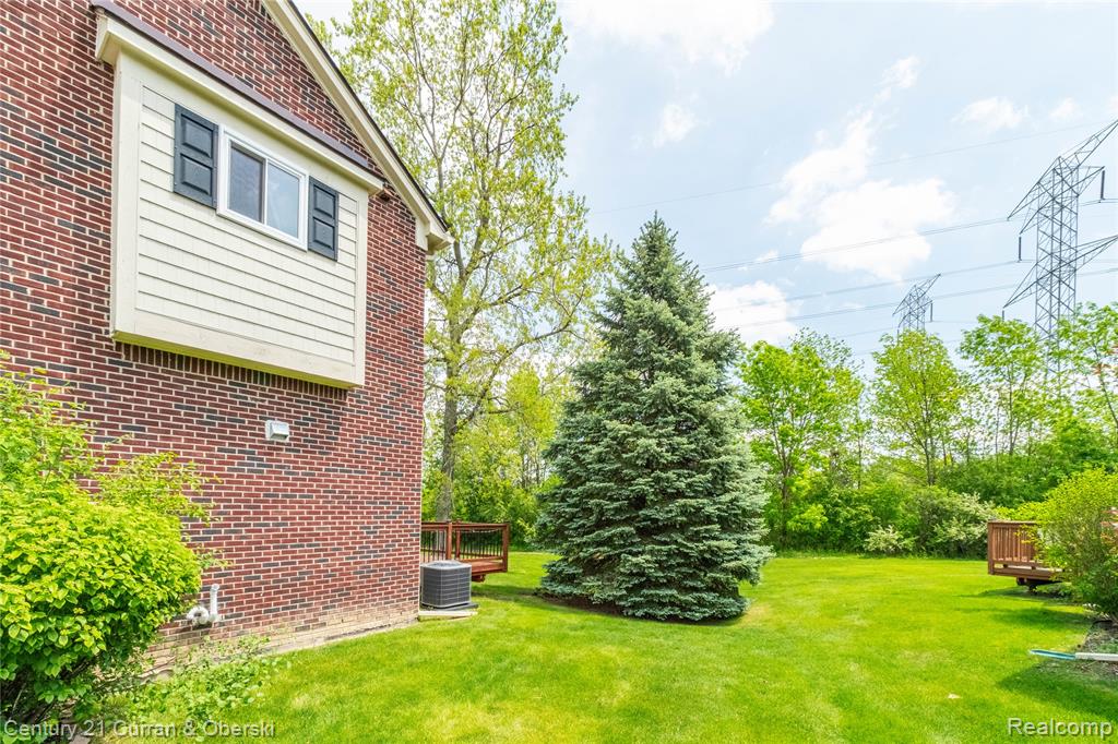 43060 Providence Lane, Canton, MI 48188 — Photo 33