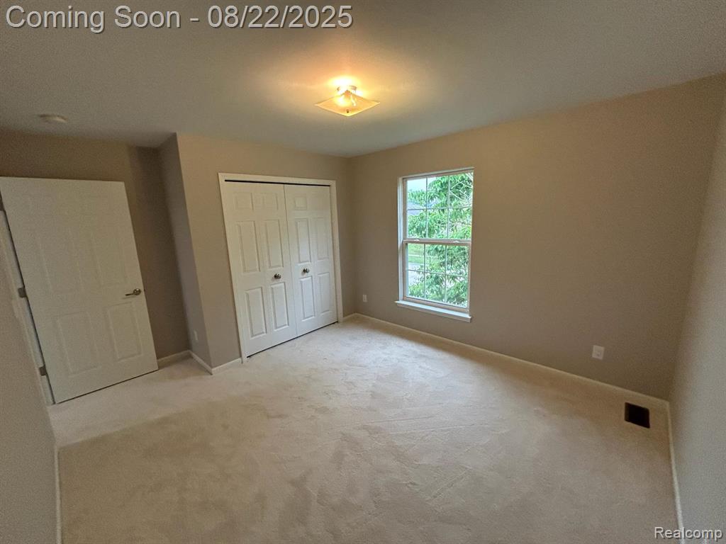 49576 Dunhill Drive, Macomb, MI 48044 — Photo 55