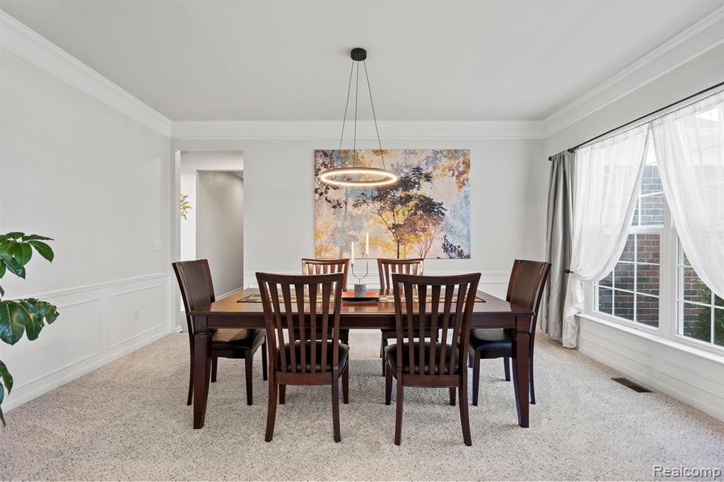 4562 Cloverdale Court, Lake Orion, MI — Photo 10