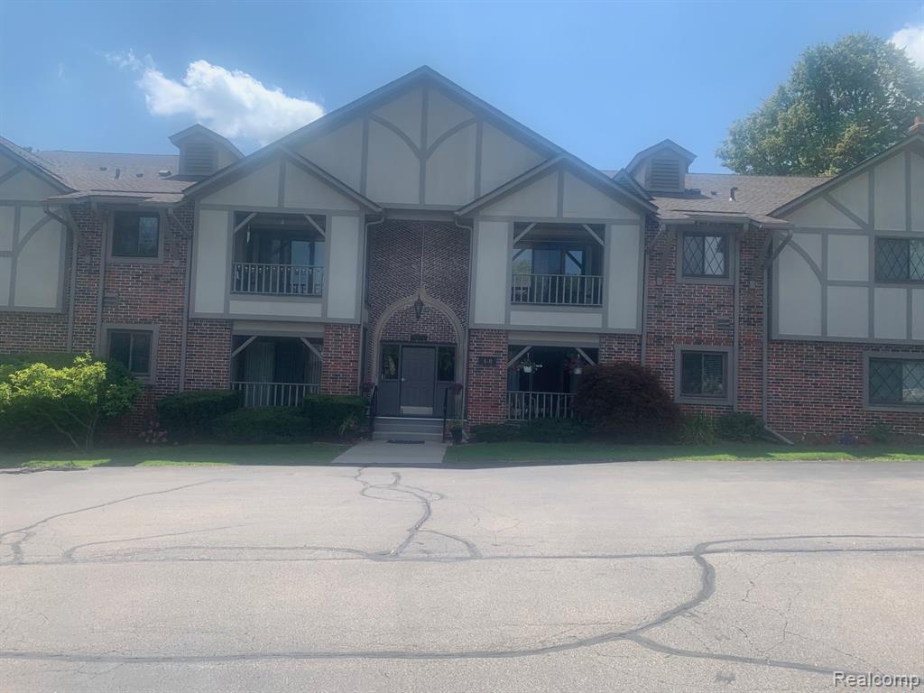 42160 Woodward Avenue Avenue, Bloomfield Hills, MI 48304 — Photo 42