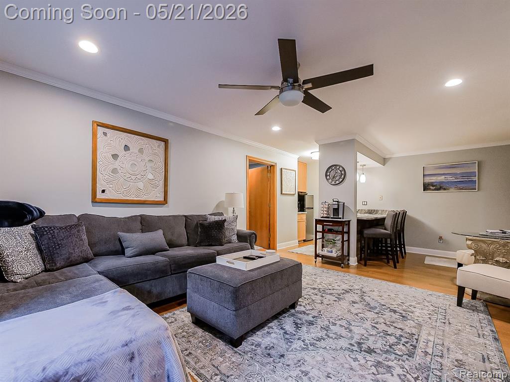 17477 IRIS Circle, Clinton Twp, MI 48036 — Photo 55