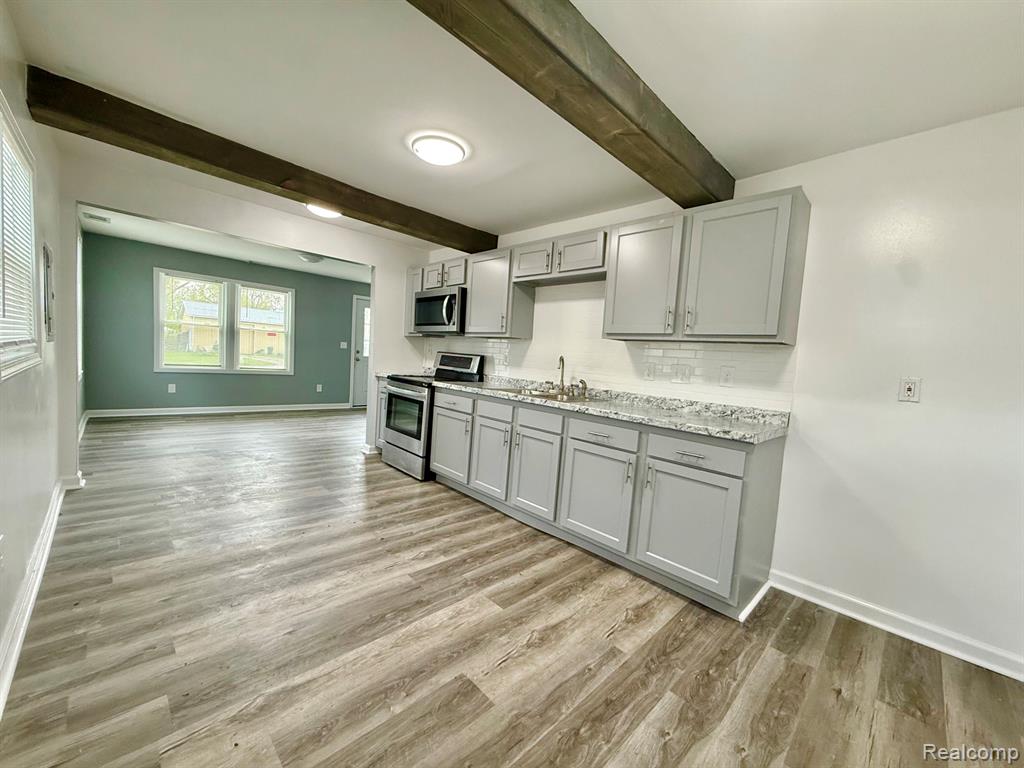 3336 Leta Avenue, Burton, MI 48529 — Photo 10