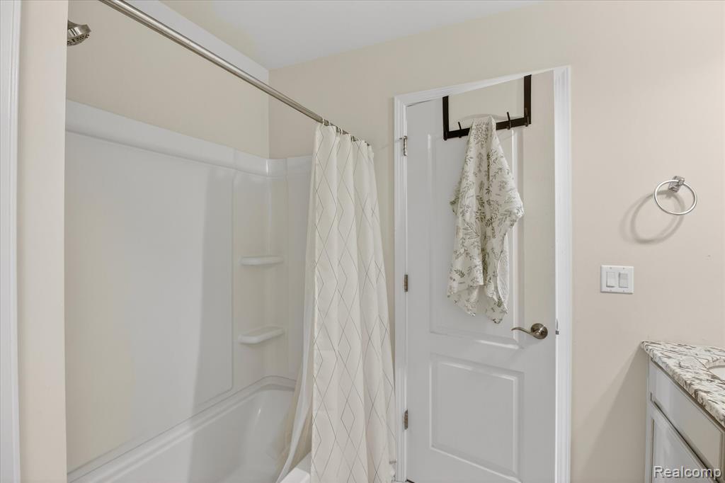 58565 Navarra Drive, South Lyon, MI 48178 — Photo 34