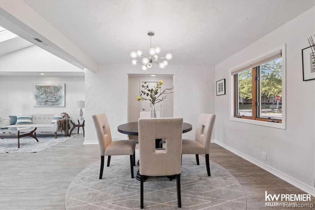 6015 Rowley Boulevard, Waterford, MI — Photo 5