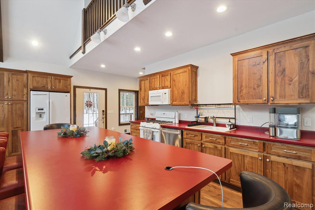 4345 Brenda Court, MI 48656 — Photo 22