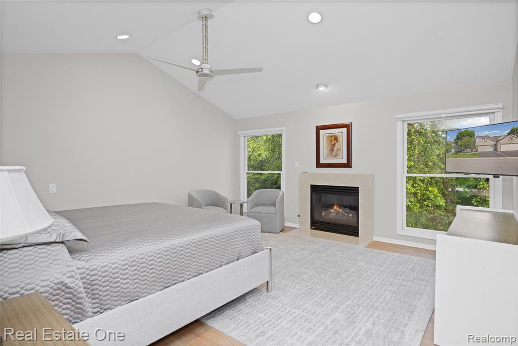 7105 Winding Brook Court, West Bloomfield, MI — Photo 50