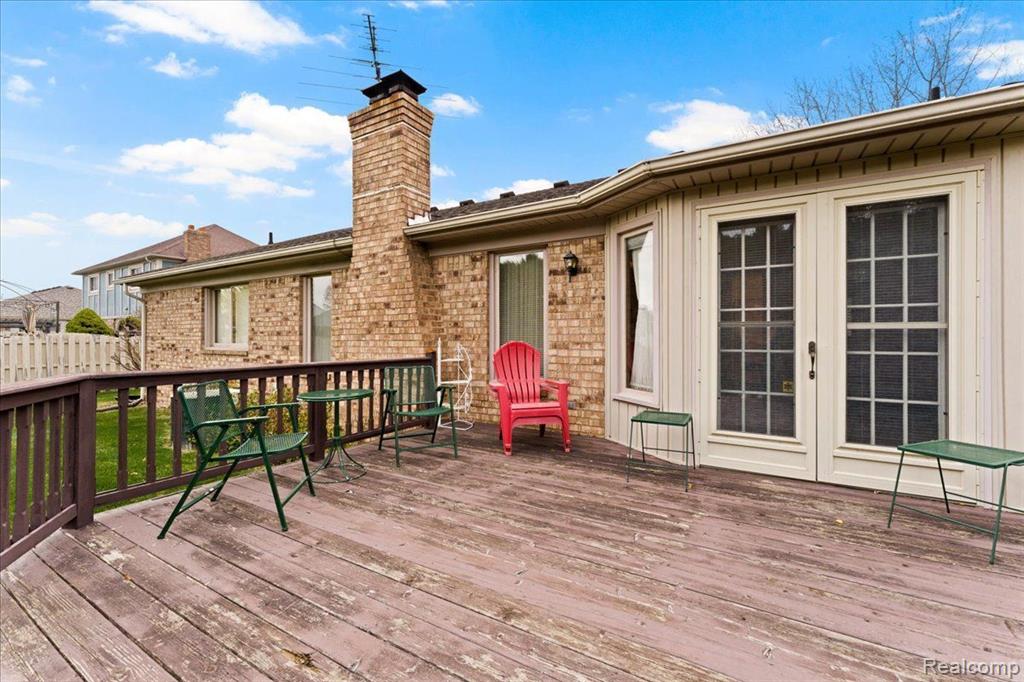 40643 WOODSIDE Drive, Clinton Twp, MI 48038 — Photo 26