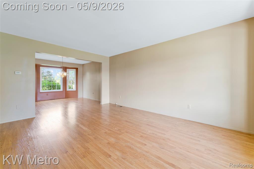 477 Coldiron Drive, Rochester Hills, MI 48307 — Photo 6