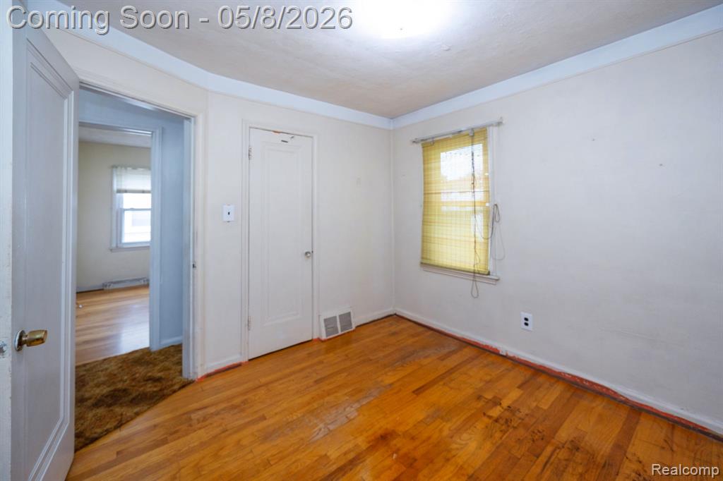 6785 Pelham Road, Allen Park, MI 48101 — Photo 17