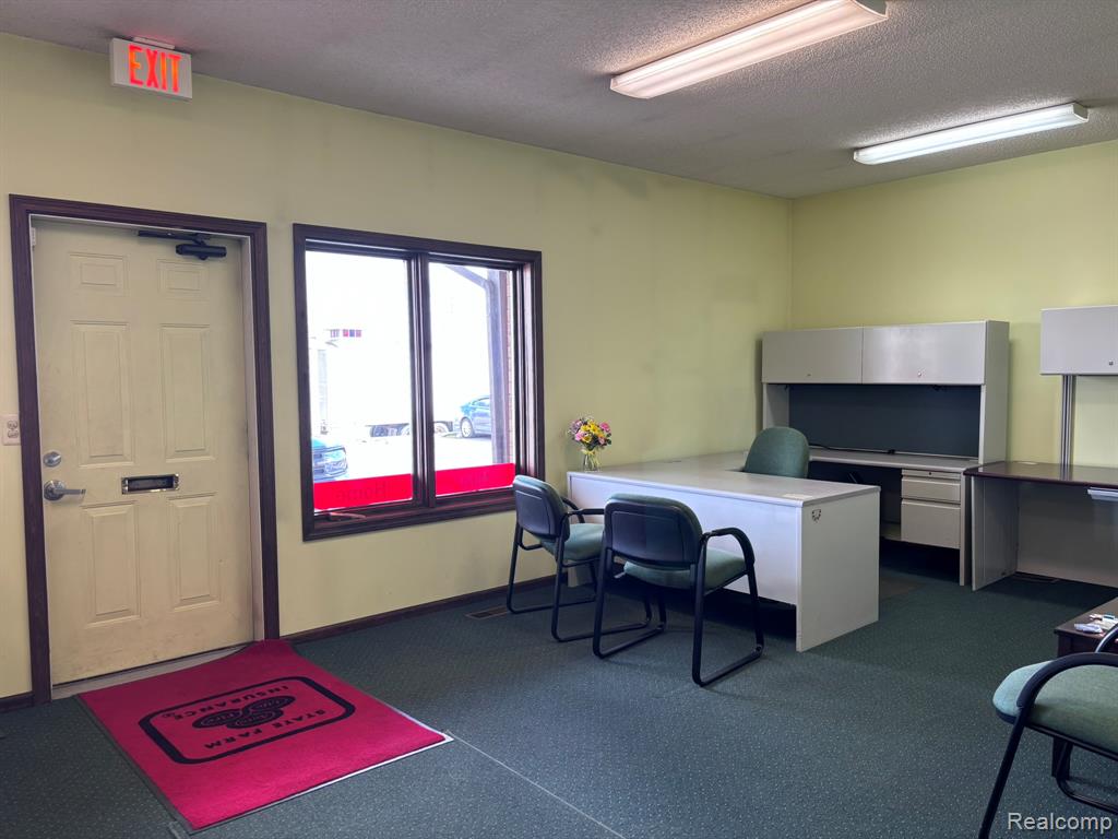 814 S Main Street, Lapeer, MI 48446 — Photo 2