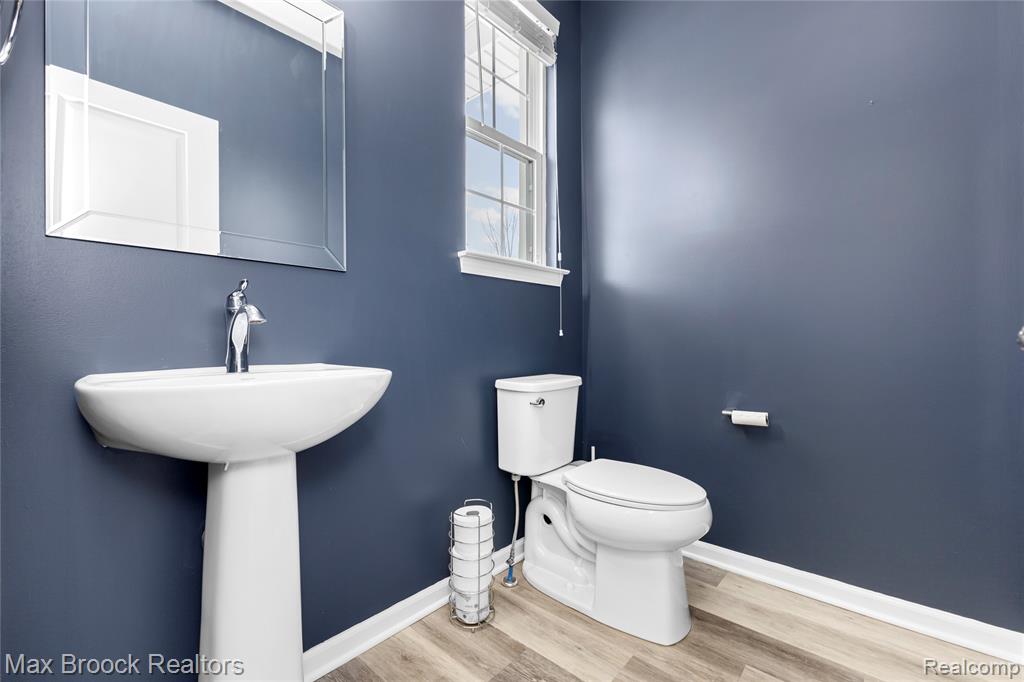 4211 Kent Road, Royal Oak, MI 48073 — Photo 14