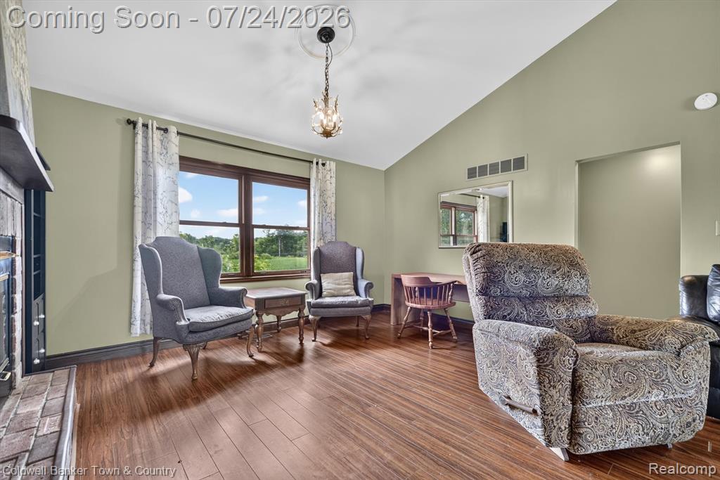 8175 Farley Road, Pinckney, MI 48169 — Photo 9