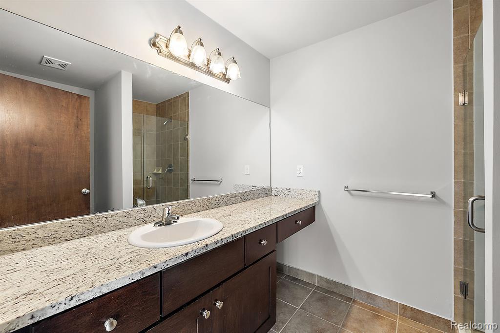 6235 Windemere Lane, Utica, MI 48316 — Photo 29