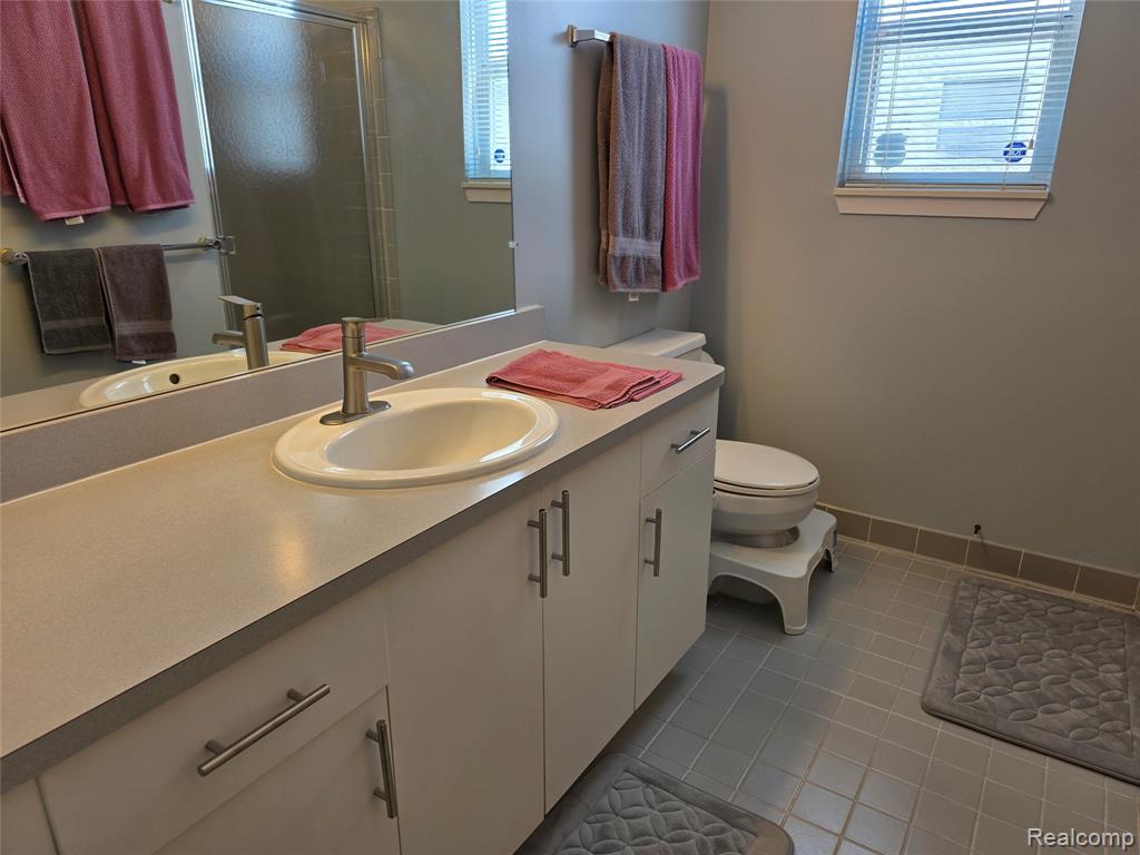 2090 Pleasant Drive, Commerce Twp, MI 48390 — Photo 10