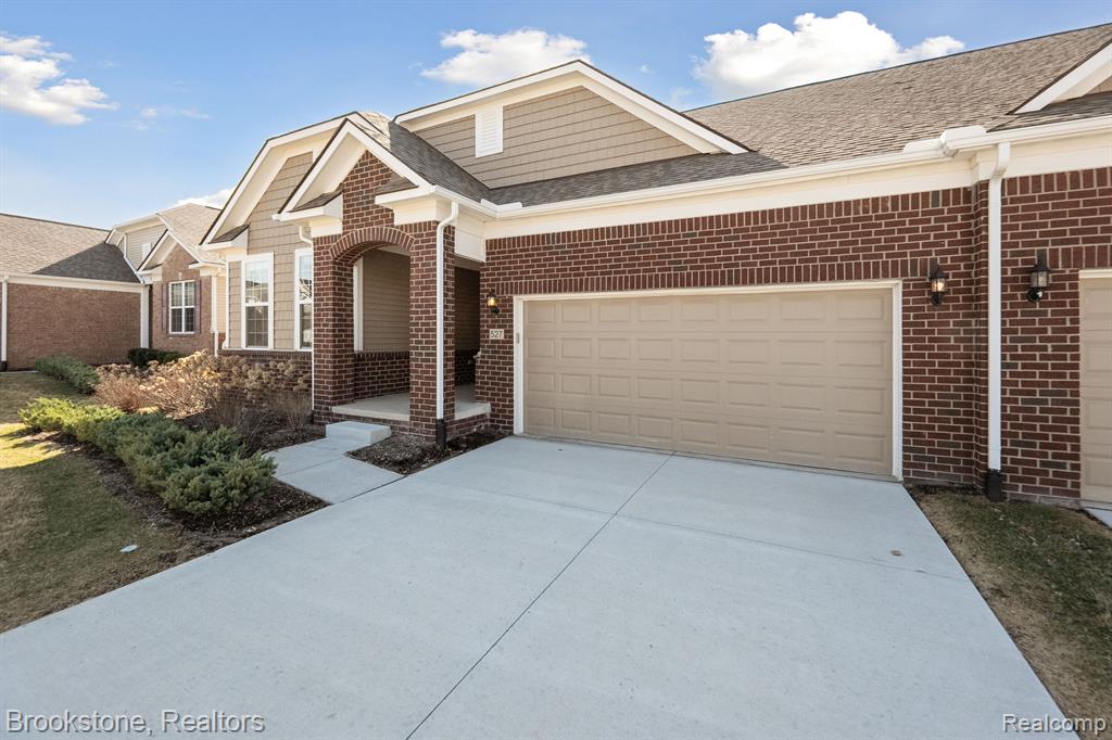 527 HOLMDALE Way, Ann Arbor, MI 48108 — Photo 3
