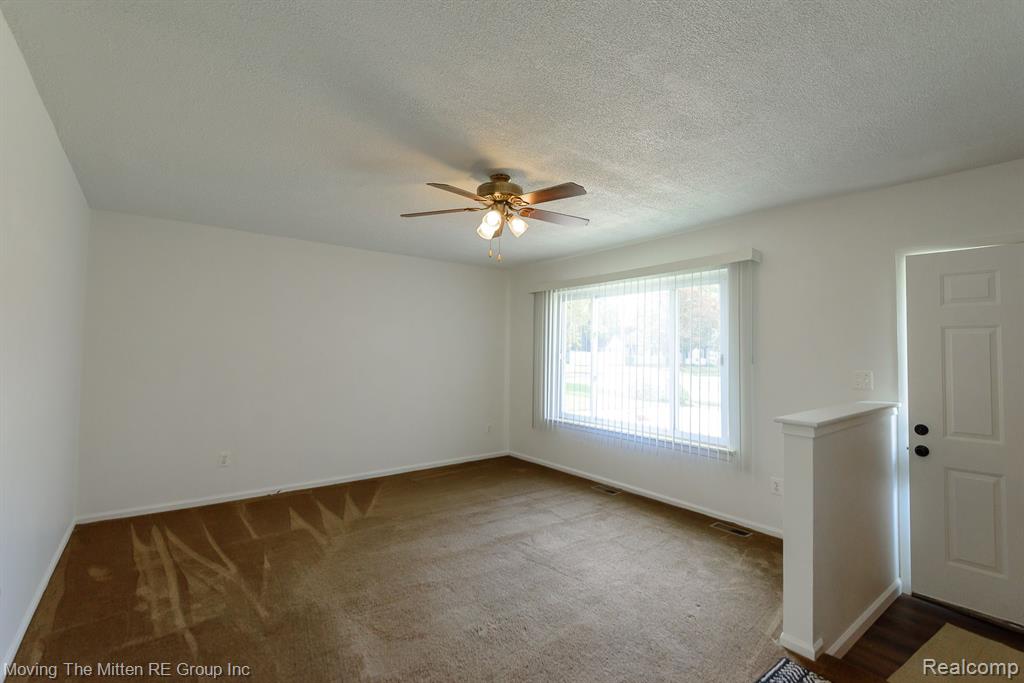 9421 VAN BUREN Street, Van Buren, MI 48111 — Photo 3