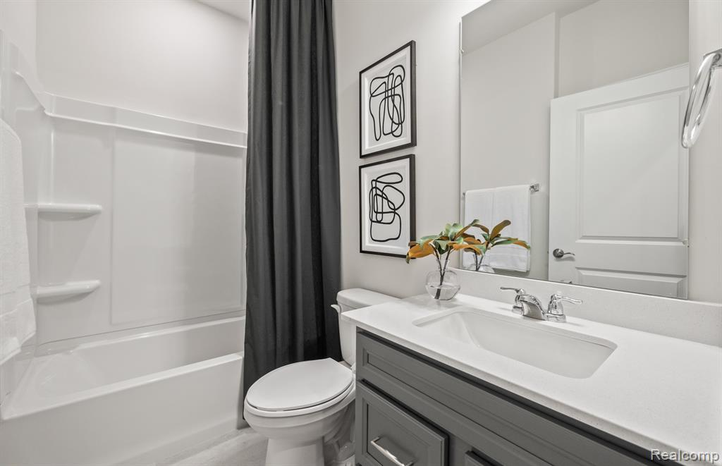 55818 Oak Pointe Drive, Shelby, MI 48315 — Photo 21