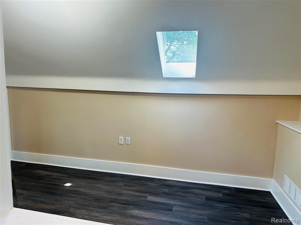 11270 Rushton #3 Road, South Lyon, MI 48178 — Photo 13