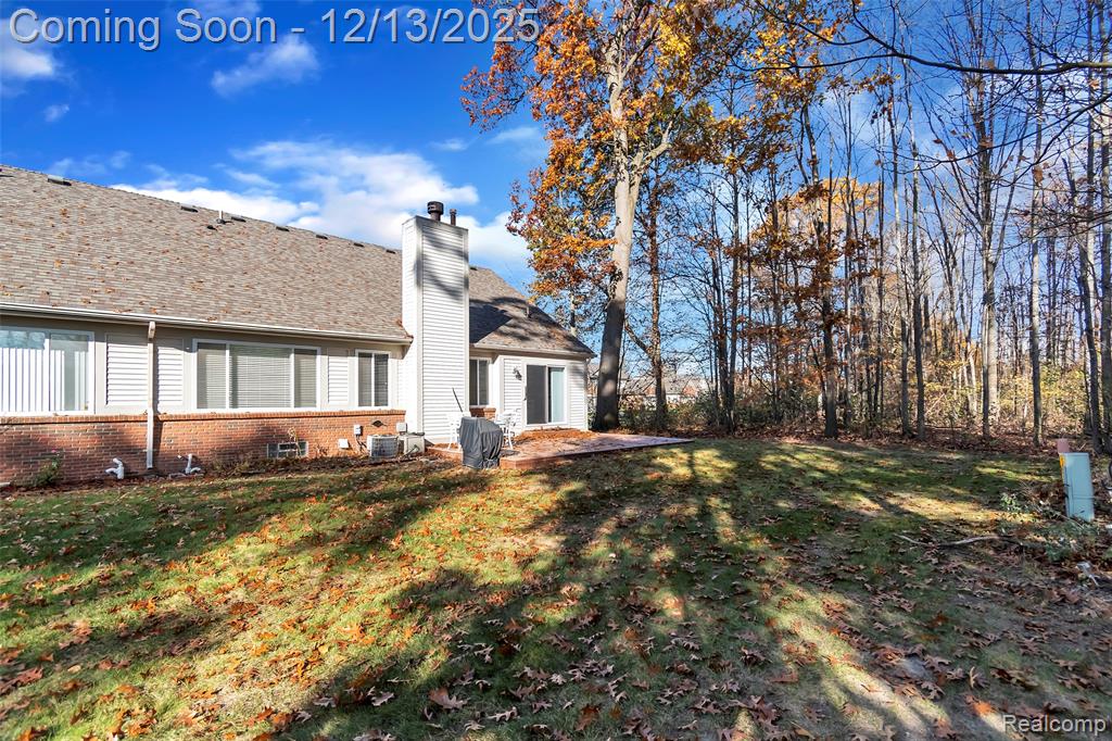 23605 N Park Drive, New Boston, MI 48164 — Photo 37