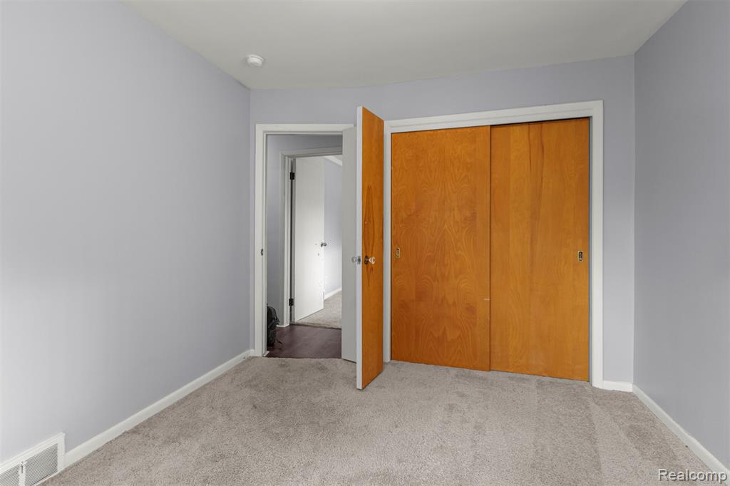7241 Lucerne Street, Dearborn Heights, MI 48127 — Photo 14