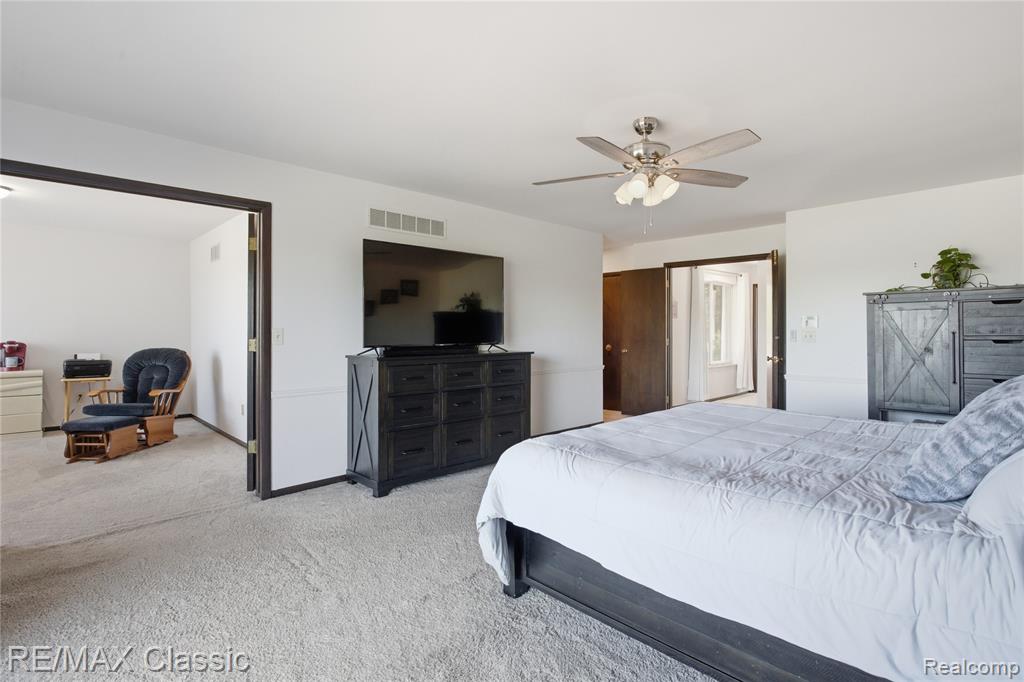 3961 Chablis Street, West Bloomfield, MI 48323 — Photo 25