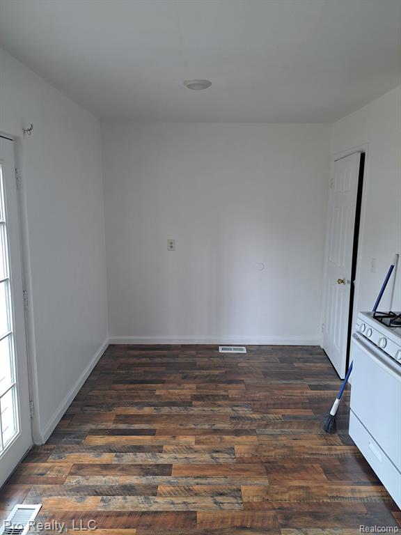 1216 WOODGLEN Avenue, Ypsilanti, MI 48198 — Photo 16