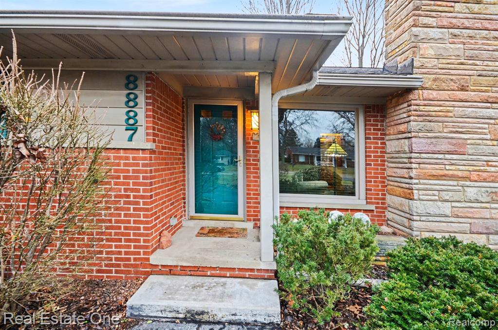 8887 Morrison Avenue, Plymouth, MI 48170 — Photo 7