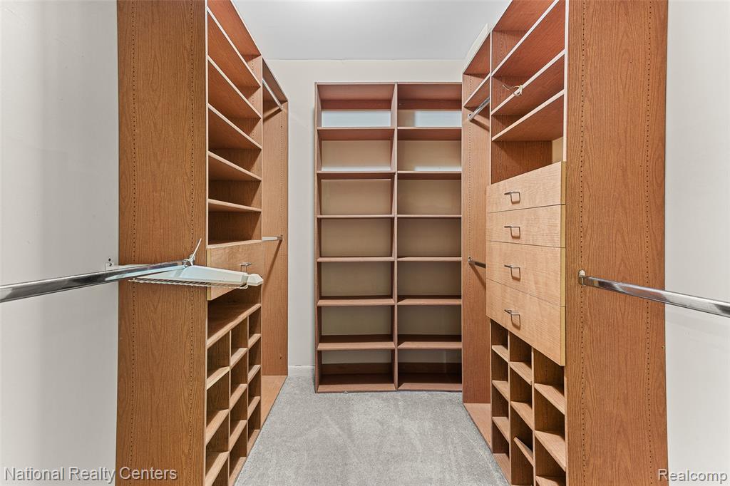 6904 Pebble Park Circle, West Bloomfield, MI — Photo 21