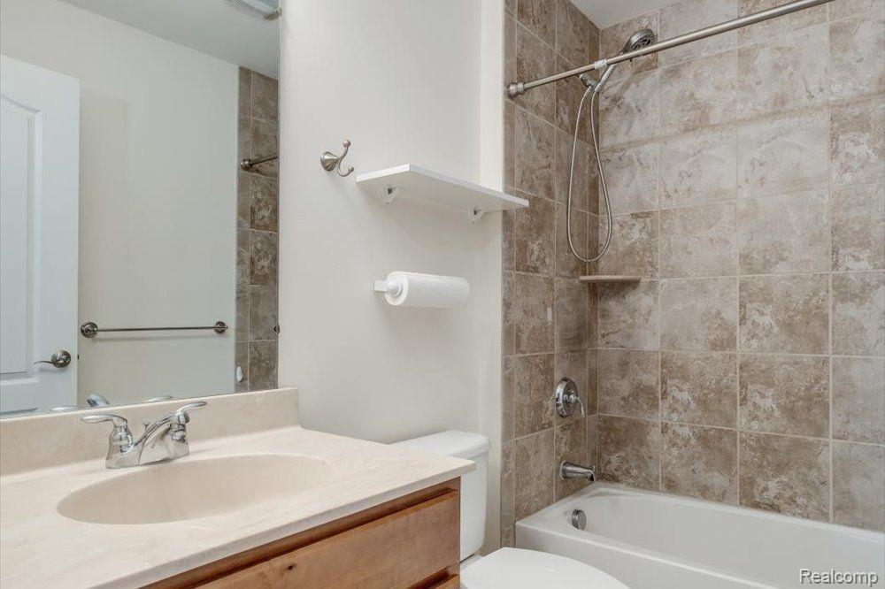 17904 Crestbrook Drive, Northville, MI 48168 — Photo 37