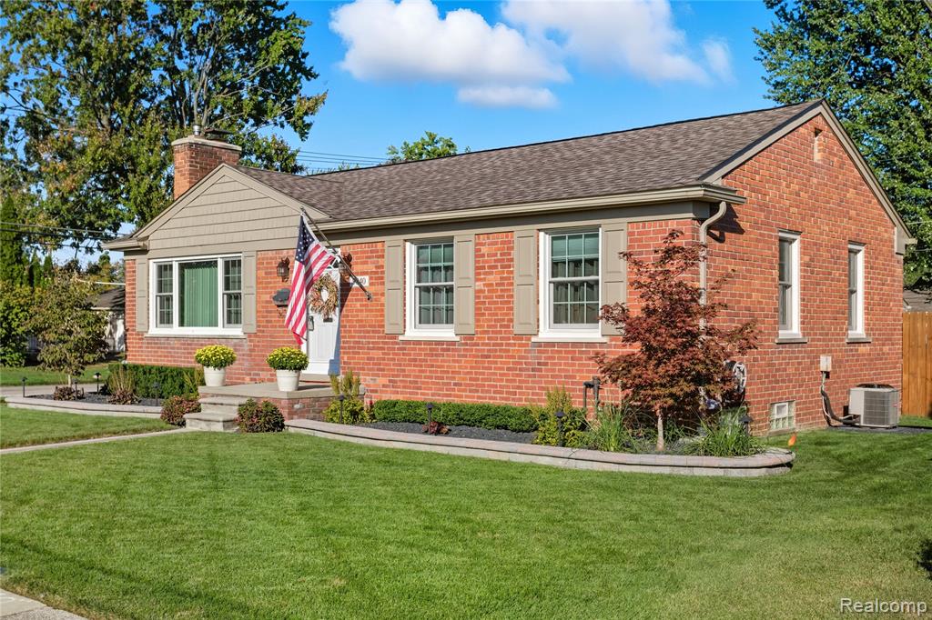 9840 Brookfield Street, Livonia, MI 48150 — Photo 2