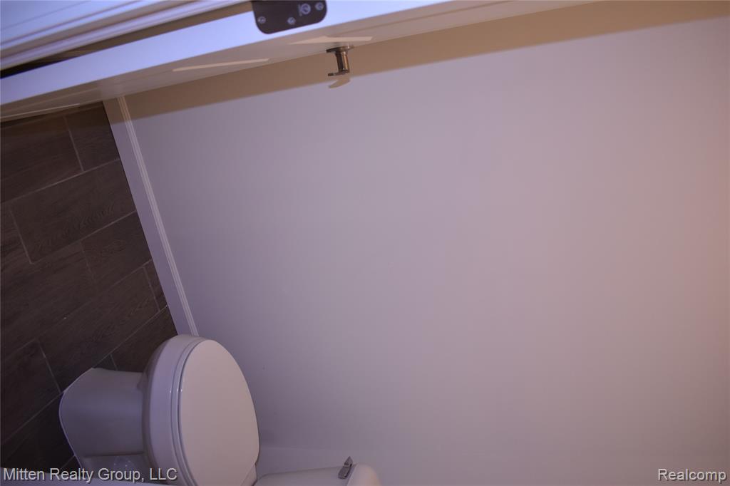 16255 Catalpa Ridge Drive, Holly, MI 48442 — Photo 15