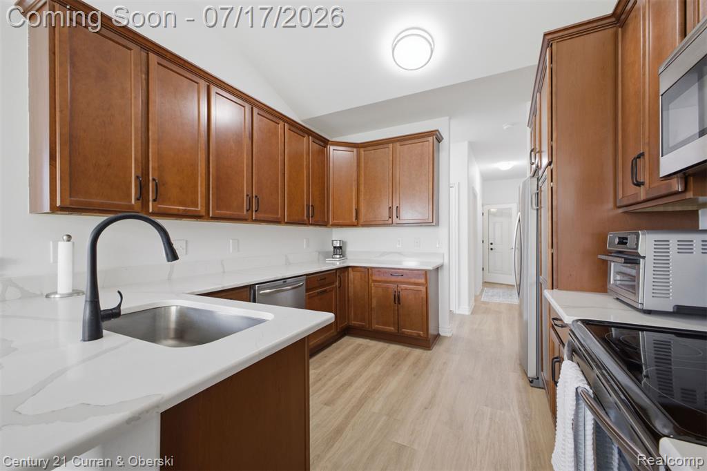 57283 Elk Run W, New Hudson, MI 48165 — Photo 18