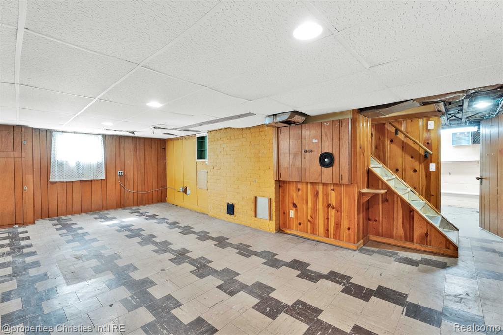 418 S Maple Avenue, Royal Oak, MI 48067 — Photo 26