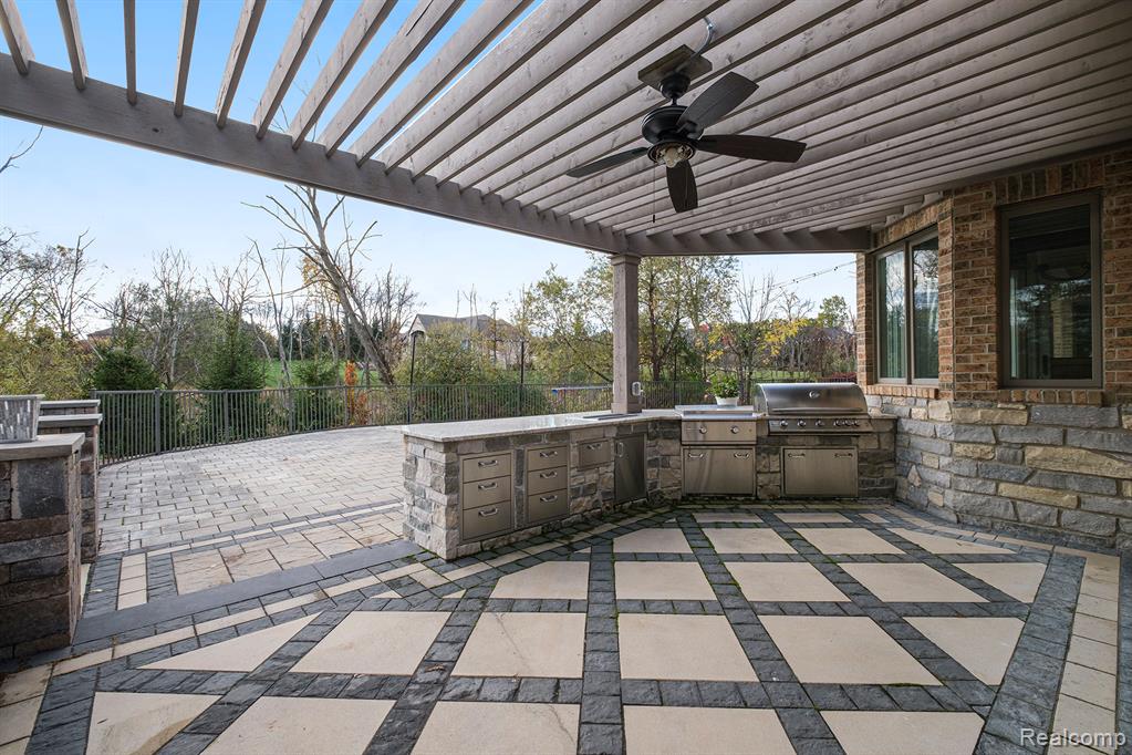 8301 Misty, Grand Blanc, MI 48439 — Photo 58