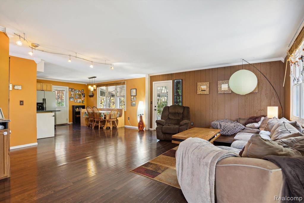 876 FRESHWATER Way, Grass Lake, MI 49240 — Photo 28