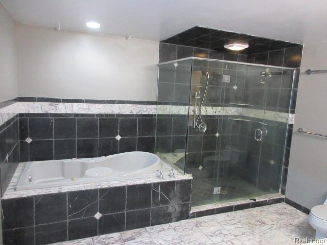 4870 LAKEVIEW Boulevard, Clarkston, MI 48348 — Photo 32