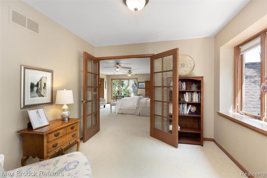 885 Timberline Drive, Rochester Hills, MI 48309 — Photo 37