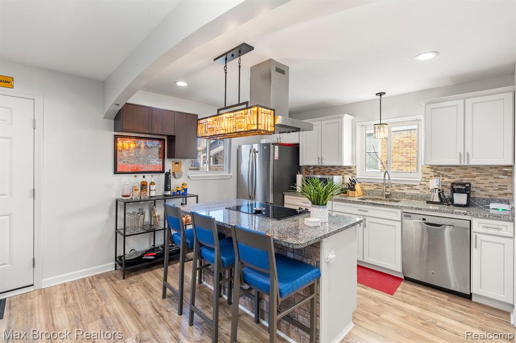 501 S Edgeworth Avenue, Royal Oak, MI 48067 — Photo 15