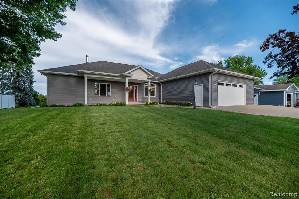 5871 Sandy Drive, Pinconning, MI 48650 — Photo 4