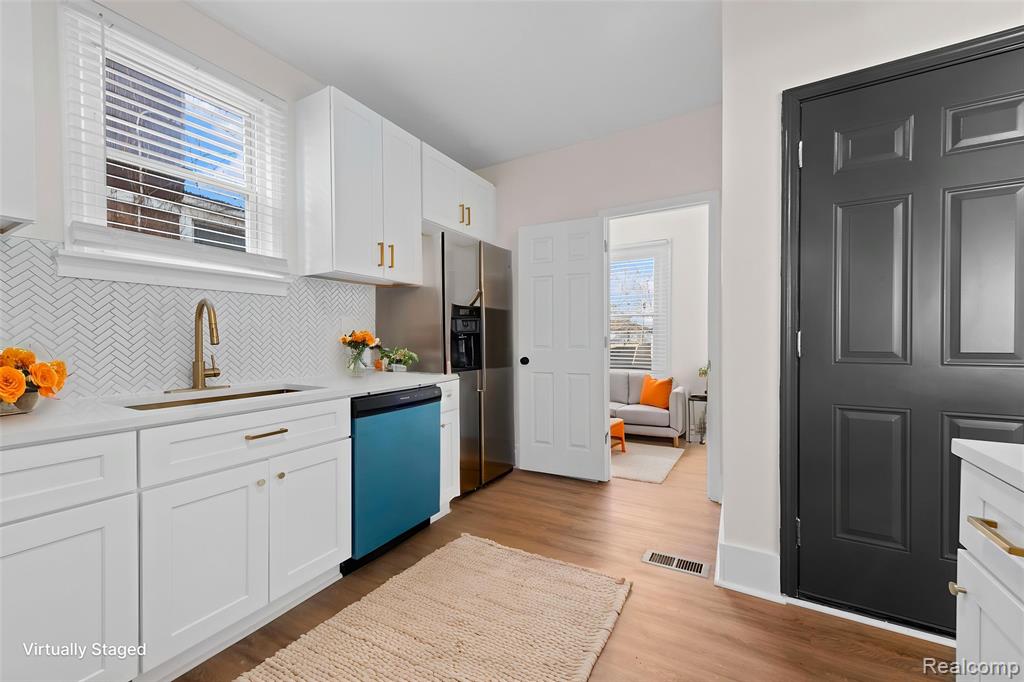 15887 Robson Street, Detroit, MI 48227 — Photo 16