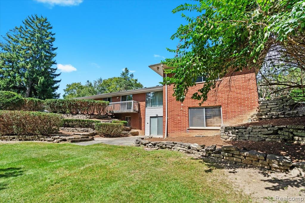 4401 Chisholm Trail Trail, Bloomfield Hills, MI 48301 — Photo 24
