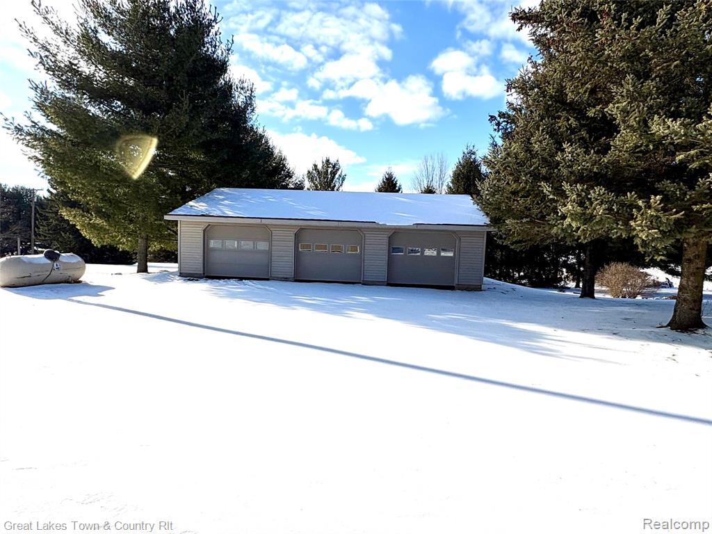 1051 N Lake George Road, Attica, MI 48412 — Photo 28