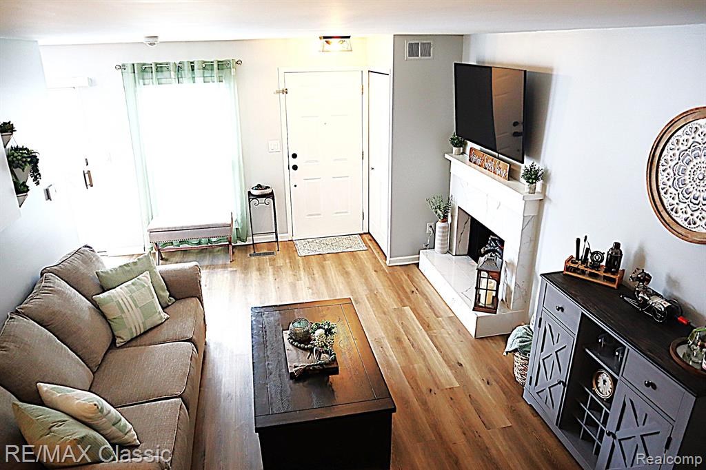 41144 Northwind Drive, Canton, MI 48188 — Photo 5