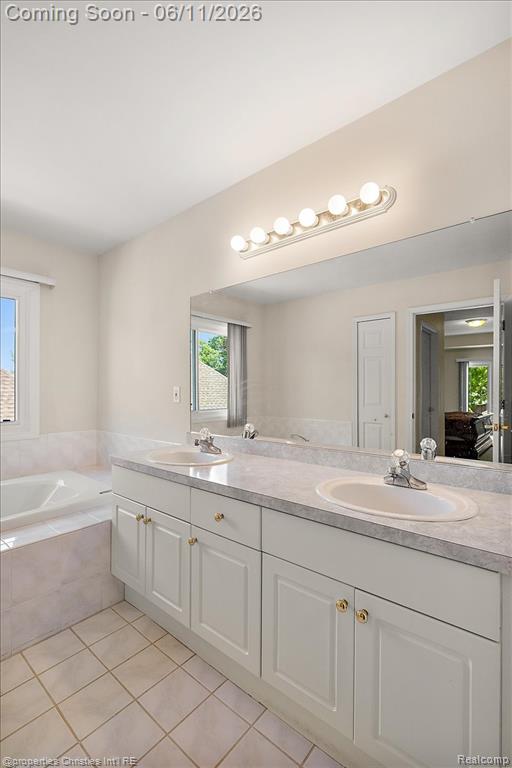 4708 Holland Drive, Troy, MI 48085 — Photo 52