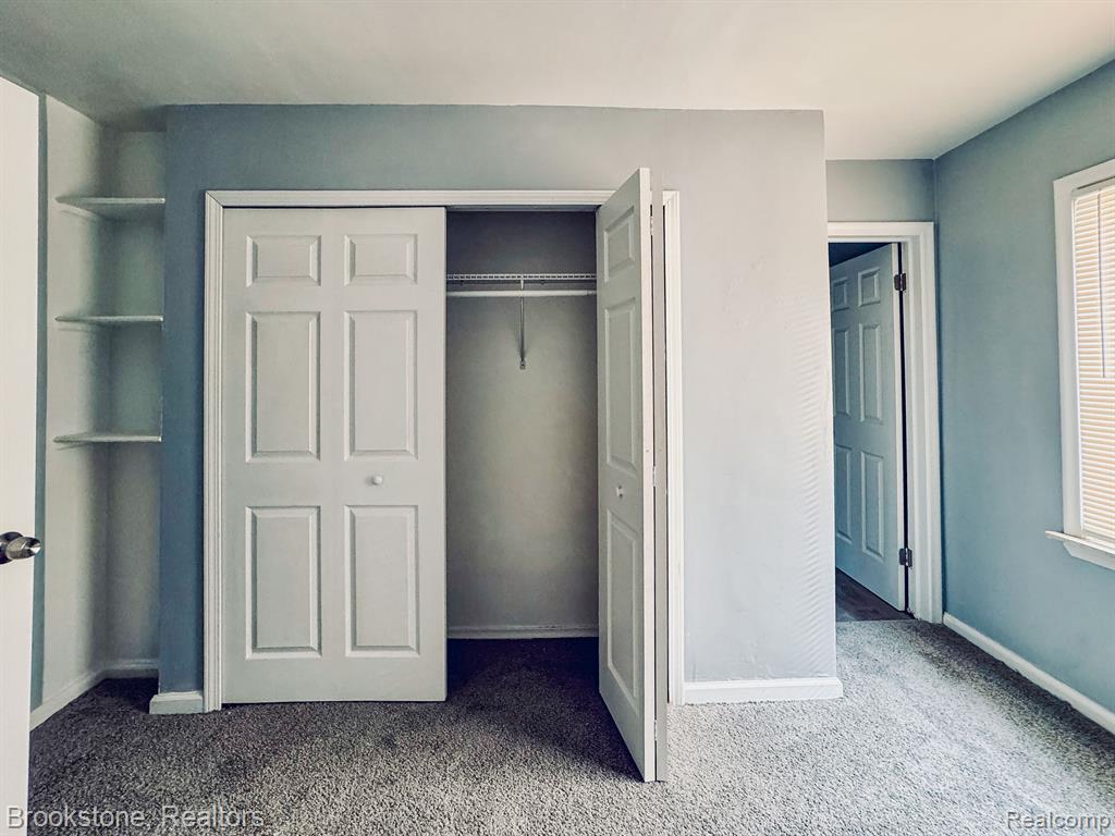 4226 CADILLAC Avenue, Wayne, MI 48184 — Photo 17